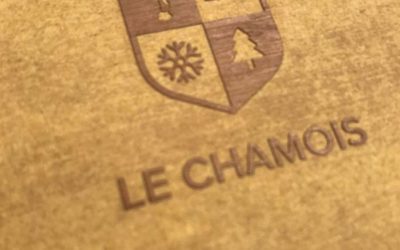 Le Chamois Switzerland-Couverture-Menu-bois